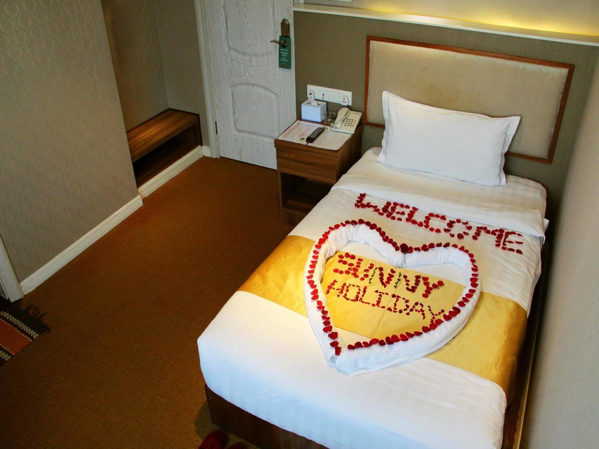 Sunny Holiday Hotel Gyogon Экстерьер фото